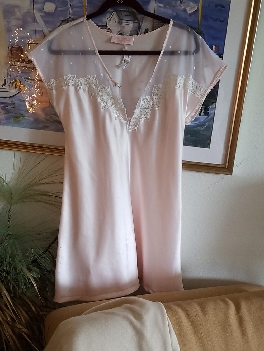 Oscar de la Renta Pale Pink Lace-Trim Chemise